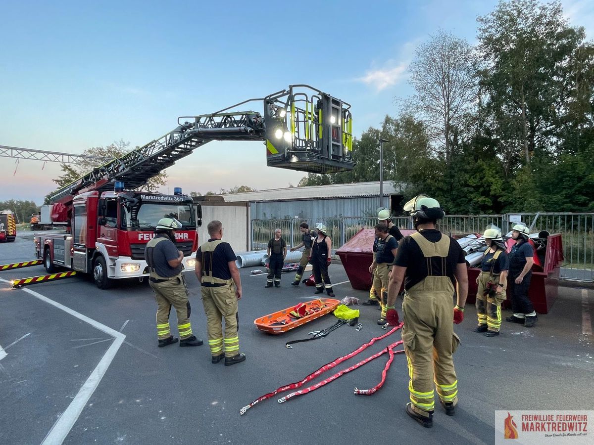 Startseite - Freiwillige Feuerwehr Marktredwitz